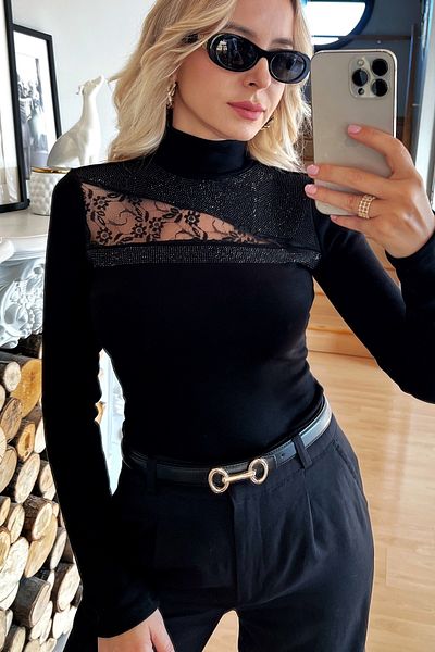 RICH GLAM Bluză neagră de damă - mânecă lungă, gât, detaliu din dantelă cu stras de cristal, design elegant de sezon nou cu lycra