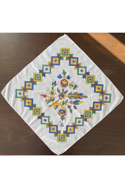 Efşan Hediyelik ve Kozmetik Local White Bandana