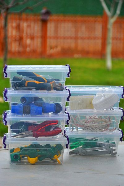 biedda Horizontal Storage and Supply Box with Plastic Lockable Lid 2 Liters with Plastic Lockable Lid