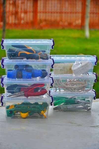 biedda Horizontal Storage and Supply Box with Plastic Lockable Lid 2 Liters with Plastic Lockable Lid