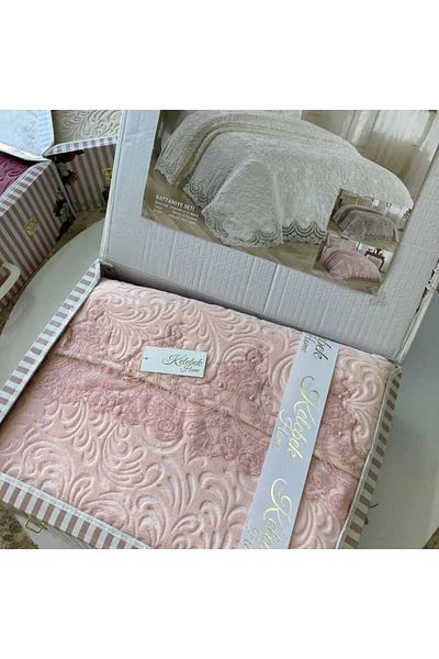 Kelebek Double Blanket Set in Special Box