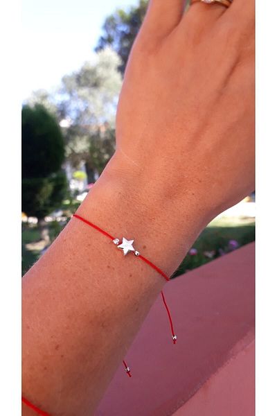 ŞuTaak Takı Women's Red Macrame Knitted String Star Bracelet