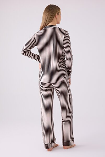 Pierre Cardin Uzun Kollu Önden Düğmeli Çizgili Kadın Pijama Takımı Kutulu