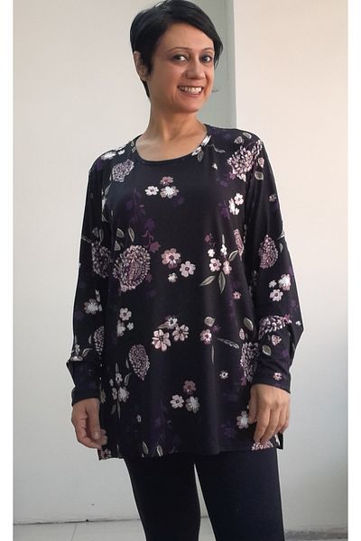 Mertcan Butik Black Viscose T-Shirt with Plum Flower Pattern