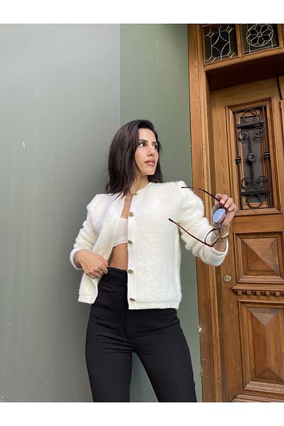 Puella Cardigan tricot moale de pluș cu nasturi aurii, CREMA, pentru femei