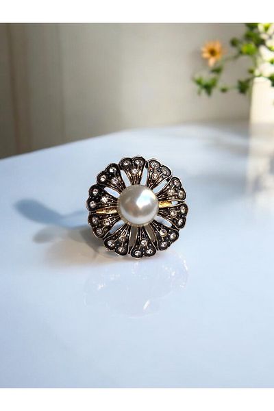 FAYRA ACCESSORIES Pearl Flower Zircon Stone Ring