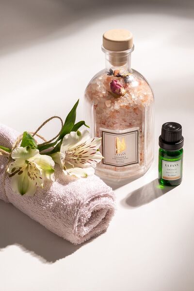 La Fann Lavender ve Pink Himalayan Banyo Tuzu 250g