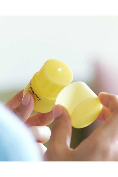 CNP Laboratory -Propolis Lipcerin (Lip Balm 15 ml)(Flying Fil)