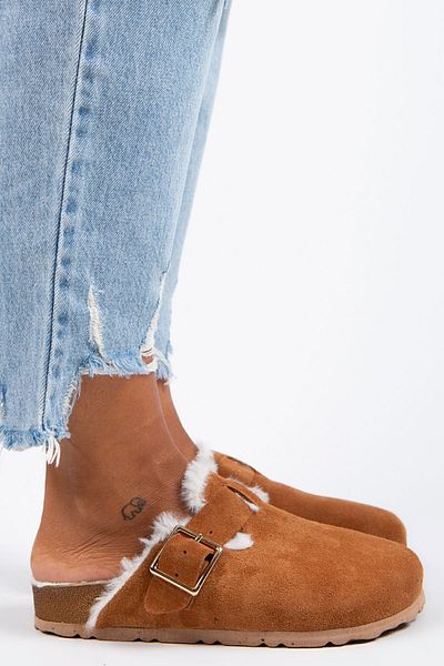 Manijero Zeta Furry Women's Genuine Leather Buckle Belted Furry Tan Suede Slippers