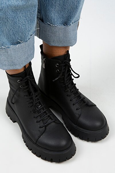 Manijero Aster Kadın Hakiki Deri Bağcıklı Fermuarlı Siyah Bot