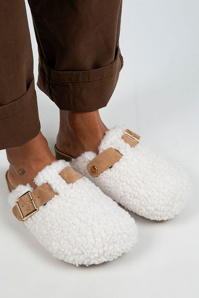 Manijero Suzen, textil, blană, piele naturală, cataramă cu centură, alb - papuci maro