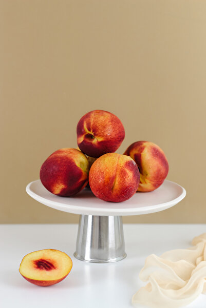 Beige & Stone 23 cm Ceramic White Round Service/Presentation Plate Stand with...