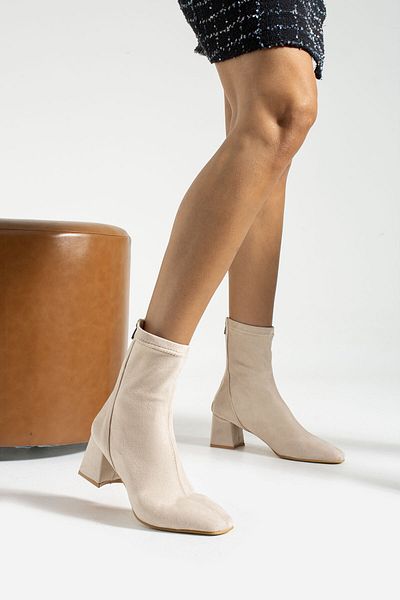 İnan Ayakkabı Γυναικείες Μπότες Beige Suede (ΤΑΚΟΥΝΑΚΙ 6cm)