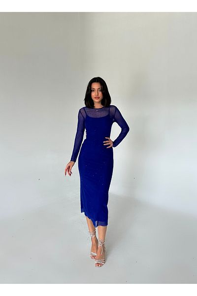 Vuntal BUTİK Rochie din tul cu bijuterii