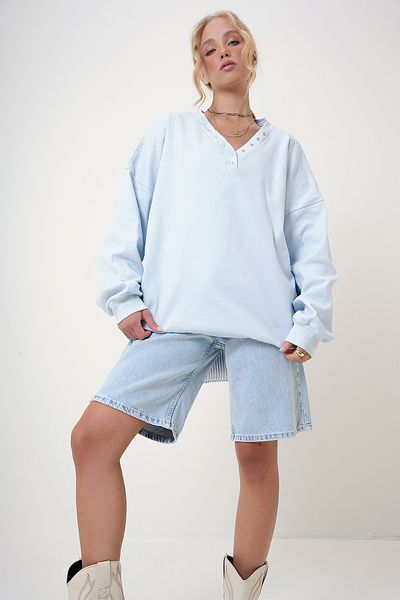 Trend Alaçatı Stili Blaues Oversize-Sweatshirt mit V-Ausschnitt – ALC-X12783