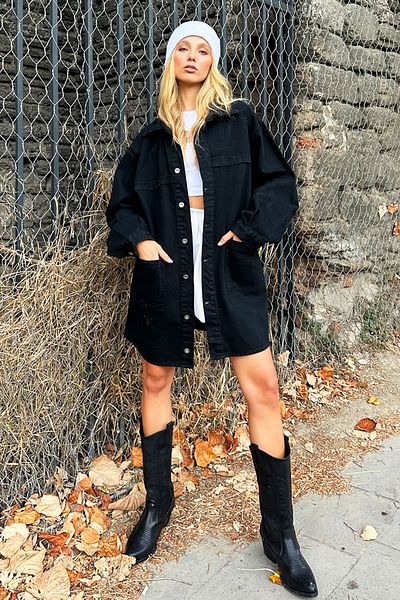 Trend Alaçatı Stili Černá oversize džínová bunda - dvojité kapsy, dlouhá, Alc-X12673