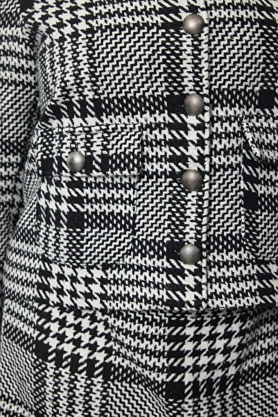 Trendyol Curve Μαύρο-άσπρο σακάκι με σχέδιο Houndstooth - TBBAW25AG00005