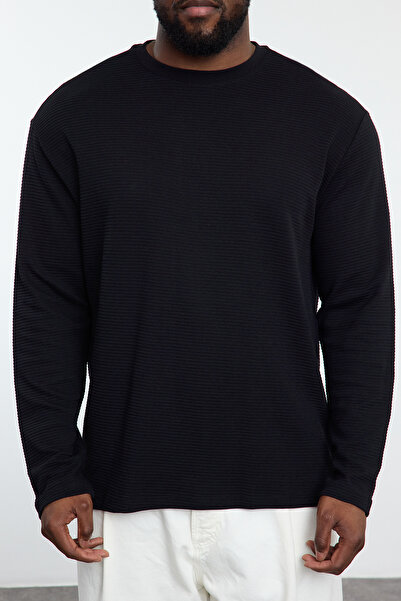 Trendyol Collection Plus Size Black 100% Cotton Regular/Normal Fit Textured Thick Comfortable T-Shirt Tmnaw25Bf00001