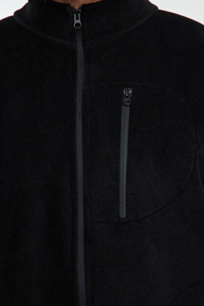 Trendyol Collection Μαύρο φούτερ Fleece Anti-pilling Plus Size - Stand Collar TMNAW25AO00020