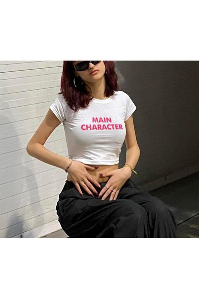 Aesthia MINGALONDON - White Crop Top, Main Character Printed