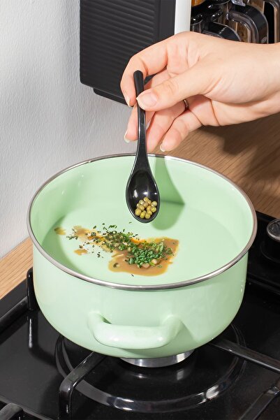 Porsima 1041 Standlı 12 Li Kendinden Yapışkanlı Kaşıklı Kapaklı Baharatlık Takımı-etiketli Baharatlık-siyah