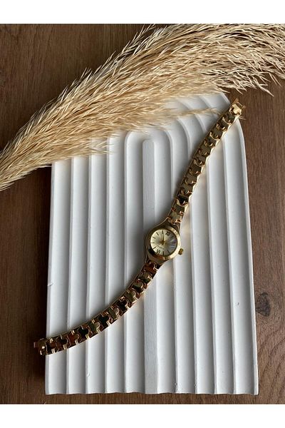 QUARTZ Rubsey Minimal Vintage - Round Model with Bead Stone Detail