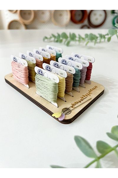 Hobianna 12Pcs Wooden Spool Stand