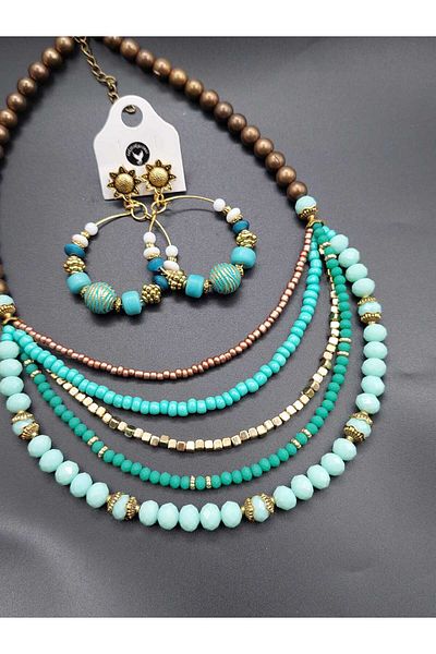 takitokaciniz Crystal Jewelled Necklace and Earring Set