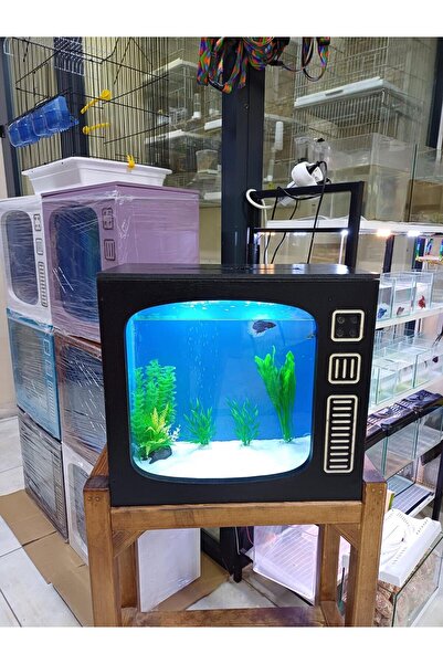 Pethilldens (FİSH TV)MOBİLYALI TELEVİZYON GÖRÜNÜMLÜ AKVARYUM DEKORLU ,IŞIKLI ÖZEL TASARIM AHŞAP AKVARYUM