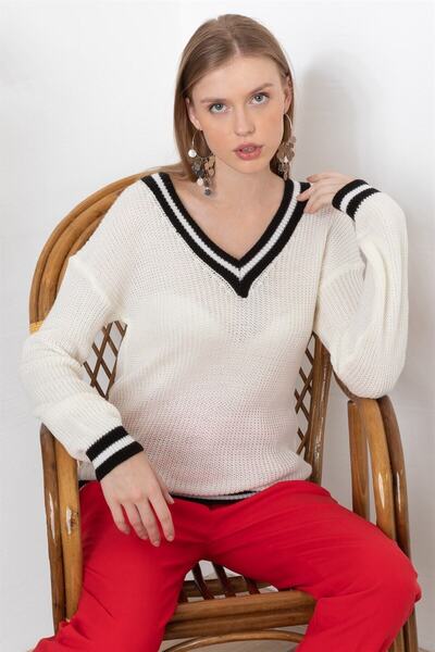 AQE FASHION Pulover de damă cu dungi albe cu decolteu în V
