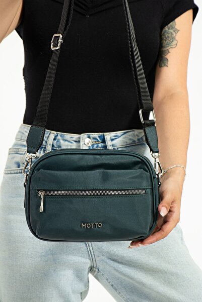 KunduraHane Medi Çapraz Askılı Saten Kadın Petrol Yeşili Omuz Çantası