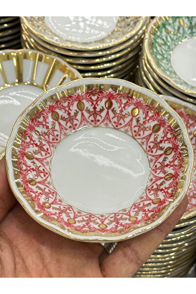 DUKKANI ISTANBUL Porcelain Tea Plate 6-Pack Red Lace