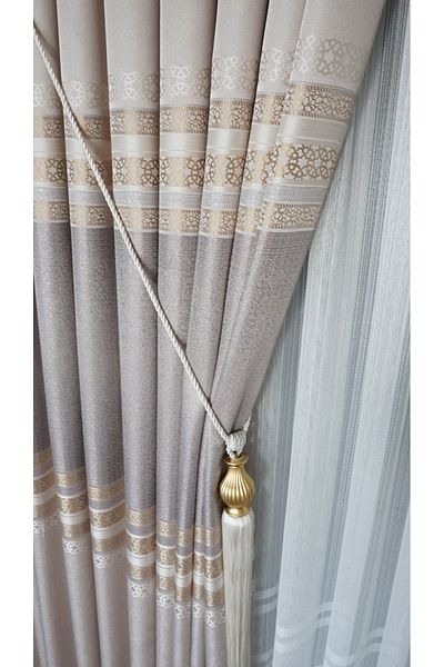 Yuka Πίνακας με γεωμετρικό σχέδιο σε μπεζ χρώμα - Μονό φτερό, ζακάρ και κομψή πλισέ