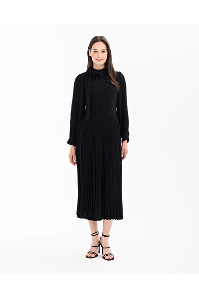 SEÇİL Black Pleated Women's Dress - with Tie Detail