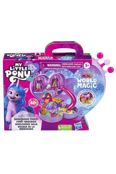 Hasbro Mini World Magic: Compact Creative Game Set