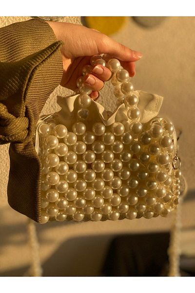 ISTANBUL STYLES Pearl Bag with Pearls - Bead Detail