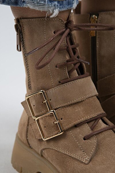 Manijero Hannah Kadın Hakiki Deri Bağcıklı Fermuarlı Tokalı Kum Süet Bot