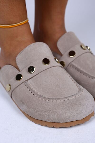 Manijero Bonita Women's Genuine Leather Closed-Front Beige Slippers