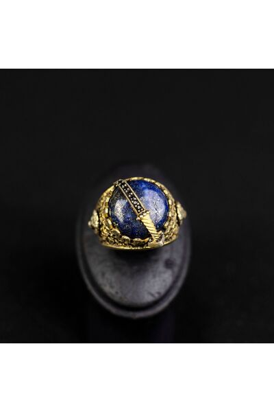 GIBYJEWEL Taş Üzeri Kılıç Detaylı Lapis Lazuli Taşlı 925 Ayar Gümüş Erkek Yüzük-babalar Günü Hediye