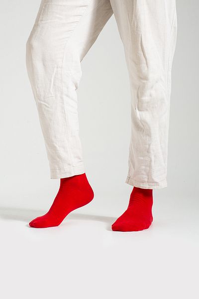 Socks Here Men's Red Patternless Socks