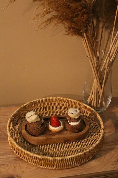 Paganca Medium Size Wicker Rattan Presentation Tray - Round Organizer