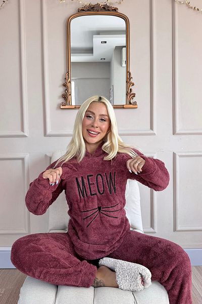 Pijamaevi Set complet de pijamale cu model de pluș Burgundy Meow