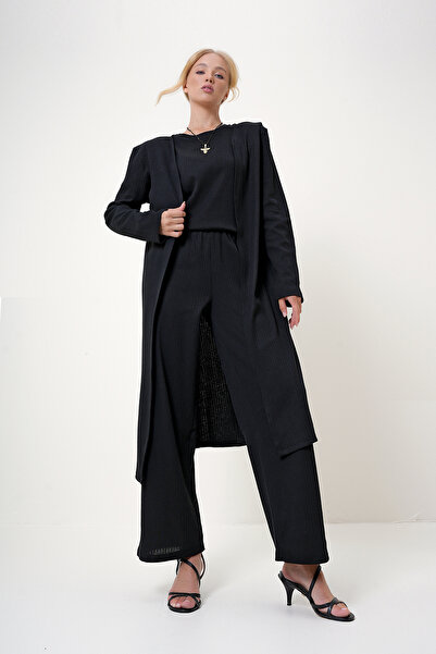 Trend Alaçatı Stili Fekete csíkos női szett - vállpárnázott, nyakú, nadrág és kardigán ALC-X4710