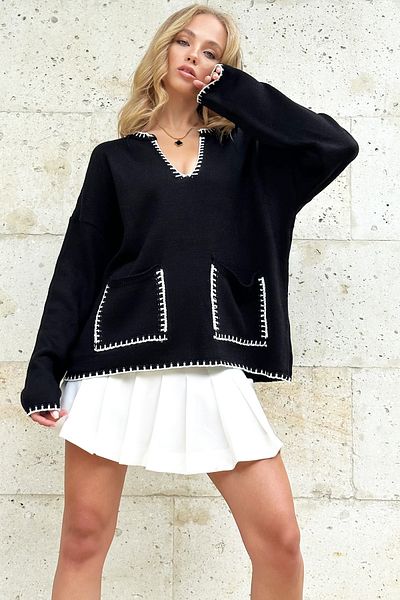 Trend Alaçatı Stili Schwarzer Strickpullover mit V-Ausschnitt und Stickerei – Doppeltaschen ALC-X12742