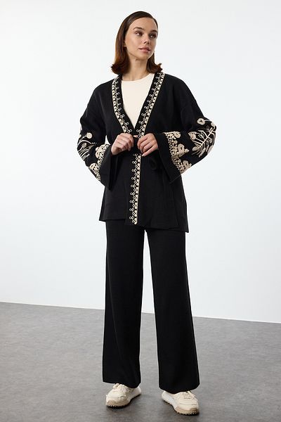 Trendyol Modest Double Breasted Collar Embroidered Belted Knitwear Suit - Tctaw25Us00095