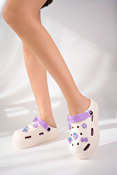 epaavm Closed Front Lilac Garnished Women's Slippers