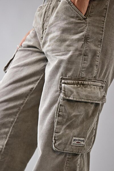 september island Khaki Thin Corduroy Cyber Y2K Cargo Jeans