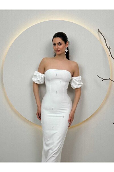 MODA DURAĞI Φόρεμα καλής ποιότητας - με λεπτομέρεια από πέτρα και σκίσιμο στην πλάτη