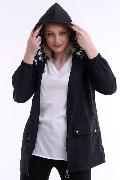 Arya Moda Women's Black Hooded, Colorful and Patterned, Loose-Cut, Thin Sports Raincoat and Windbreaker with Pockets