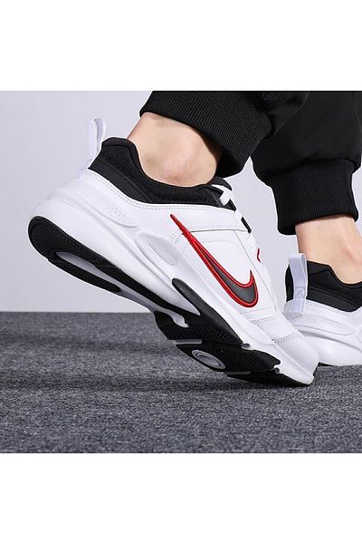 Nike Dj1196-101 Defyallday Sneaker